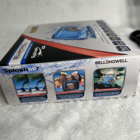 Bell & Howell Splash WP7 Waterproof Digital Camera 12 MP 8X Zoom 2.4 LCD - Picture 6 of 6